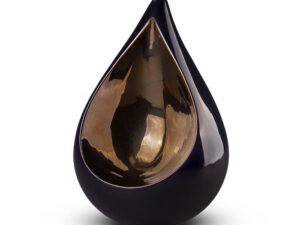 FPU 005 Ceramic urn Celest