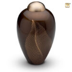 A541 Brass urn