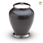 A520 Brass urn Simplicity