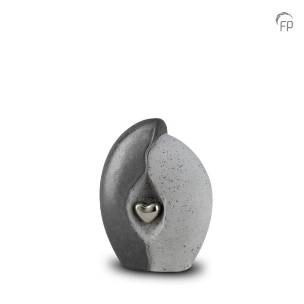 KU 017 S Ceramic small urn