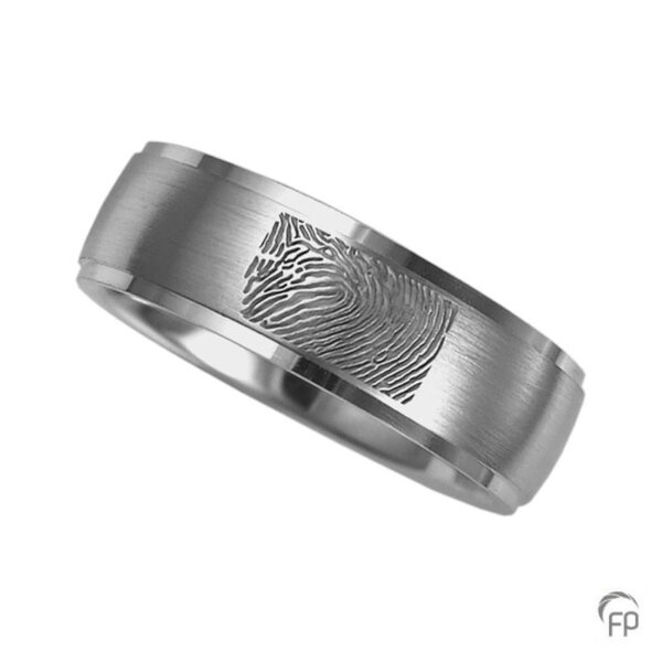 RF 05.6M - Ring brushed with fingerprint