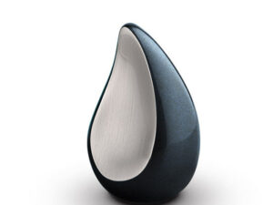 TD 003 S Brass small urn Teardrop